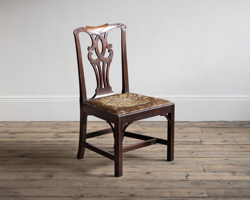 A George II mahogany side chair-ron-green-2800bfbc-2ea2-4426-a25e-e96781d24f8f-main-637746473356050021.jpeg