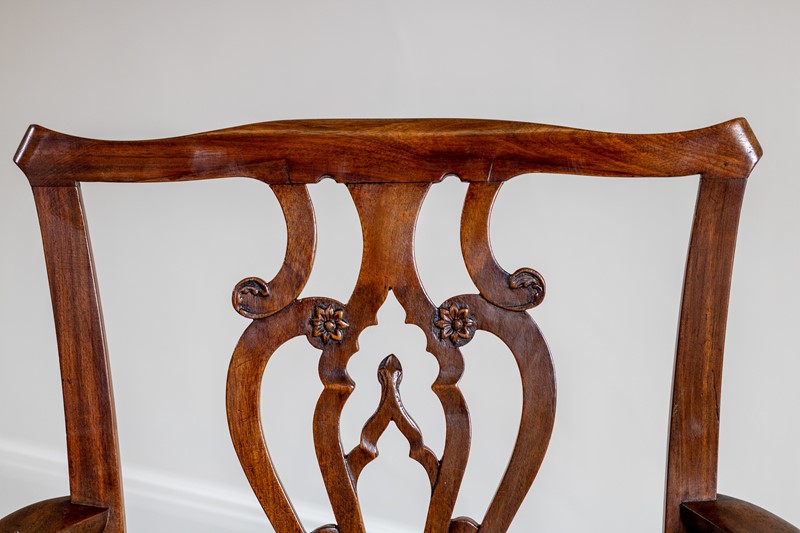 An 18th century mahogany arm chair-ron-green-ron-green-3588-main-637685326177122605.jpg