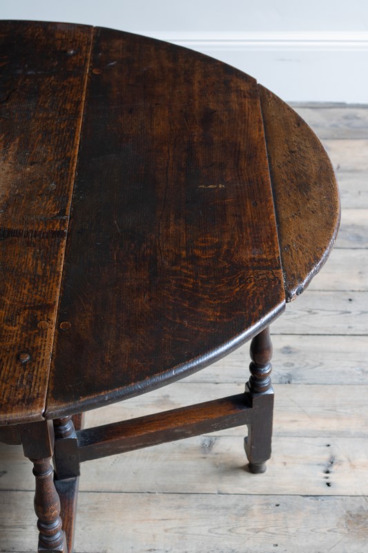 A late 17th century oak gate-leg table-ron-green-ron-green-3703-main-637707720114317111.jpg