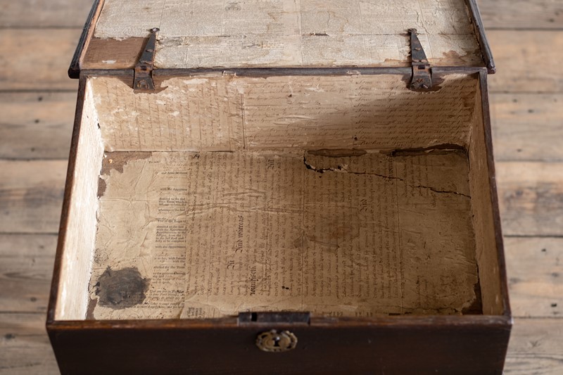 A George II oak bible box on stand-ron-green-ron-green-3818-main-637708534169620651.jpg