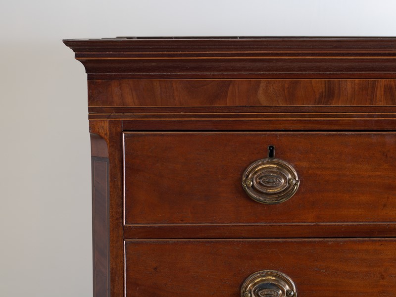 A George III mahogany chest on chest-ron-green-ron-green-5121-main-637852688745651416.jpg