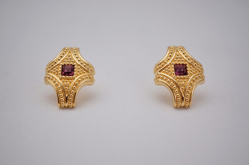 Swarovski Vintage Pair Earrings, Neoclassical, Gold & Crystals, Signed, With Box-roomscape-dsc00217-1500x998-main-637667897681668979.jpg