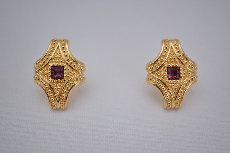 Swarovski Vintage Pair Earrings, Neoclassical, Gold & Crystals, Signed, With Box-roomscape-dsc00218-1500x1000-main-637667897935886792.jpg
