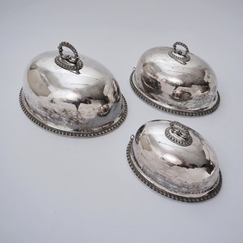 Walker & Hall Silver Plated Antique Graduating Domes Food Covers Table Cloches