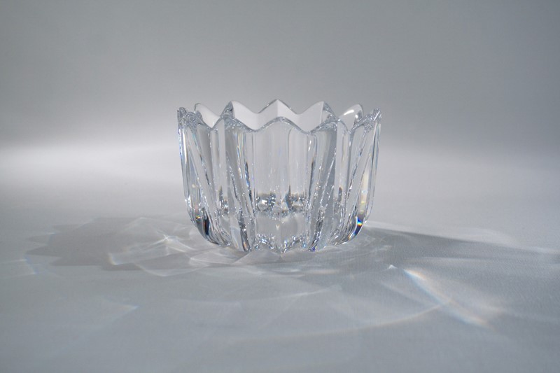 Orrefors Crystal Fleur Bowl By Jan Johansson, Signed-roomscape-dsc04078-1500x1000-main-637113834432091352.jpg