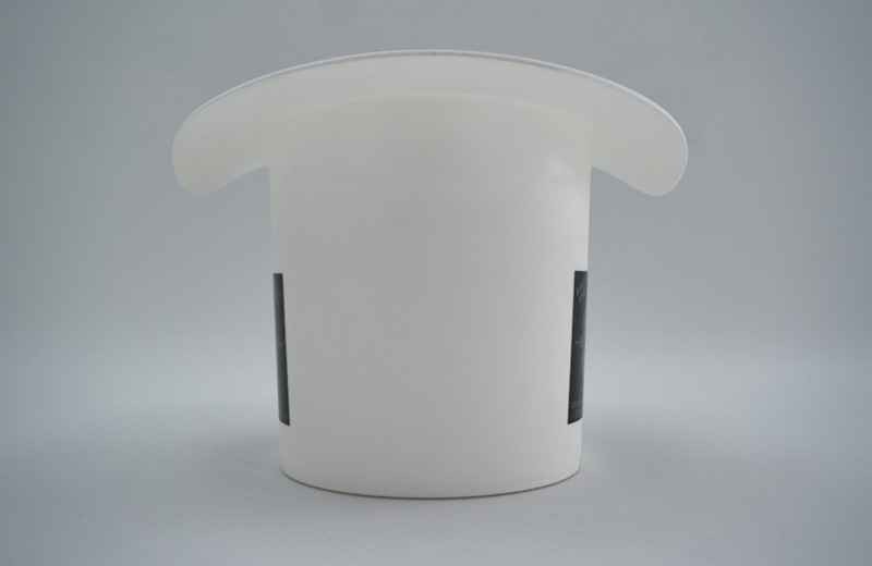 Top hat vintage champagne ice bucket Laurent Bouy-roomscape-dsc04209-1500x975-main-637113819133722982.jpg
