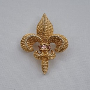Sphinx Pin Brooch Fleur De Lis, Gol...