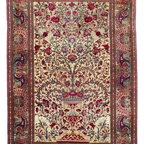 Antique Isfahan Rug 2.04M X 1.38M