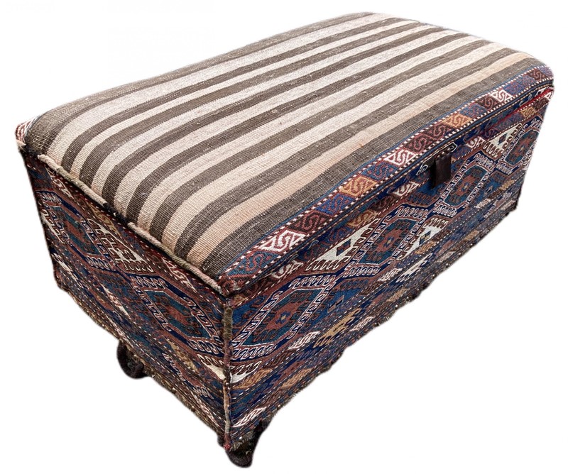 Kilim Covered Ottoman Box 0.98m x 0.53m x H0.50m-rug-addiction-1-02075880-ac04-4e6c-ab6f-68a637659885-1-201-a-1636628959vnuvh-main-637725833197746132.jpeg