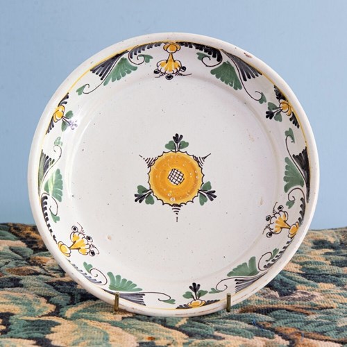 Nevers Faience, Yellow & Green Plate, 19Th Century