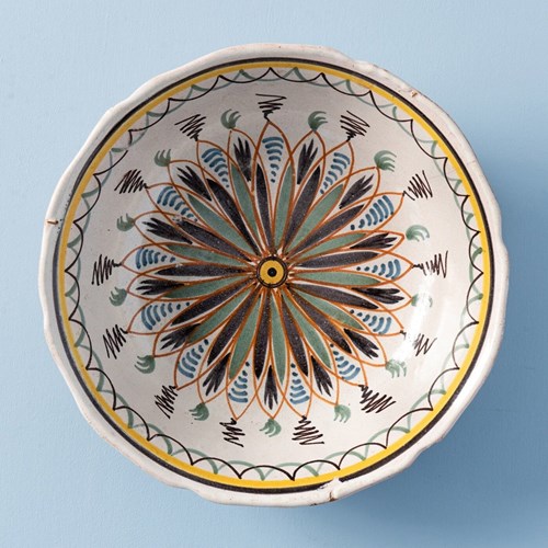 Nevers Faience, Polychrome Rosette Salad Bowl, Early 19Th Century