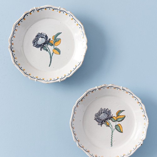 Pair Of Nevers Faience Manganese Rose Plates, Late 18Th Century