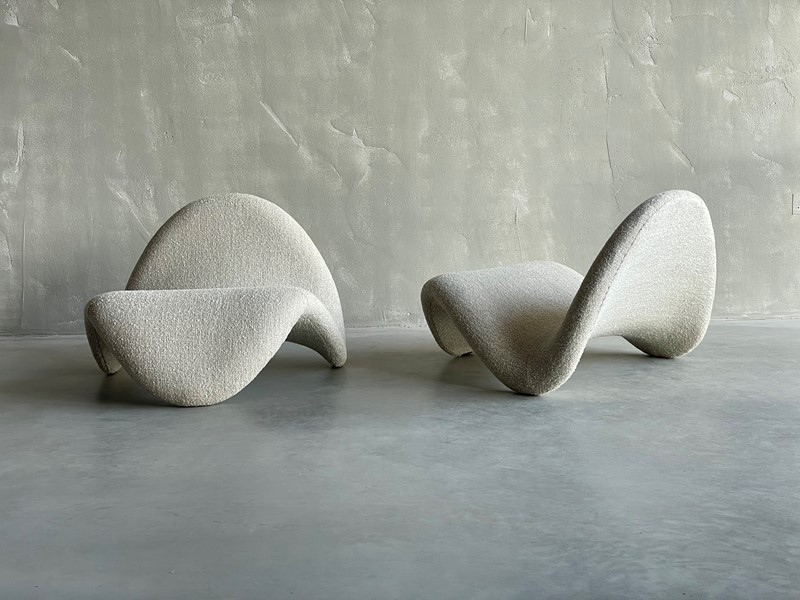 A Pair of 1960s ‘Tongue’ Lounge Chairs-seventeen-twentyone-8ed3549d-d8f1-429a-a227-106526dca634-main-638036959186166037.jpeg