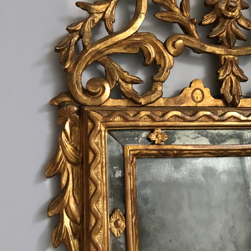 Italian C18th Giltwood Mirror-shane-meredith-antiques-italian-c18th-giltwood-zigzag-mirror-03-main-637800438484111654.jpg