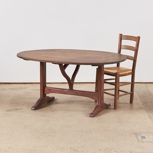 19Th Century French Oak Vendange Table With Reddish Stain