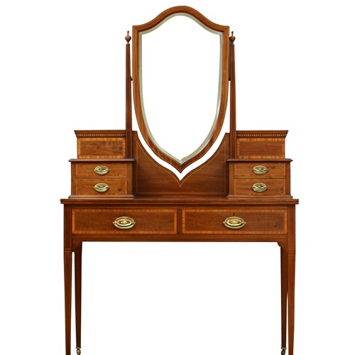 English Edwardian Mahogany Dressing Table