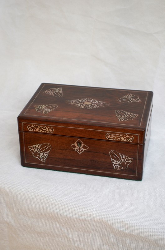 Elegant Early Victorian Jewellery Box with Tray-spinka-co-4-main-637278223842968346.JPG