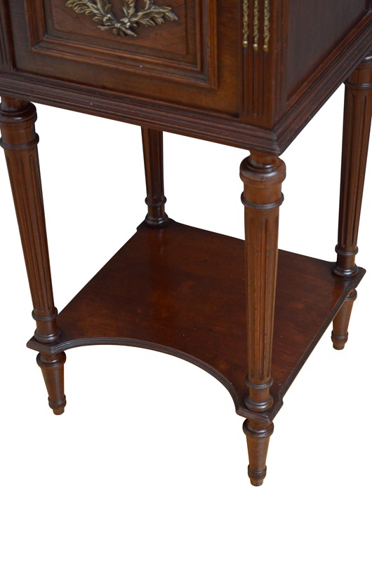 Antique Mahogany Bedside Cabinet-spinka-co-5-main-638028316924622022.JPG