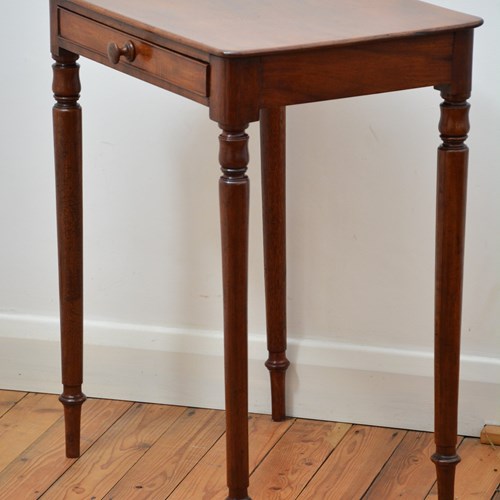 English Antique William IV Mahogany Side Table Lamp Table