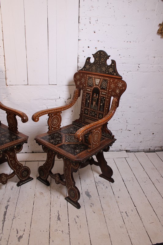 A pair of Italian 19th century Side Chairs-star-yard-antiques-chairs12-main-637824327644705528.jpg