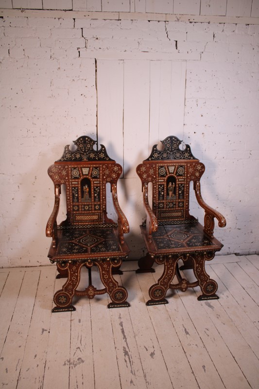 A pair of Italian 19th century Side Chairs-star-yard-antiques-chairs2-main-637824326049225216.jpg