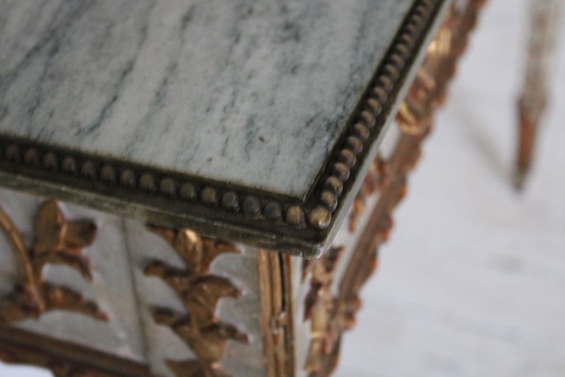 Italian giltwood and painted console table-star-yard-antiques-cs11-main-637807855676234997.jpg