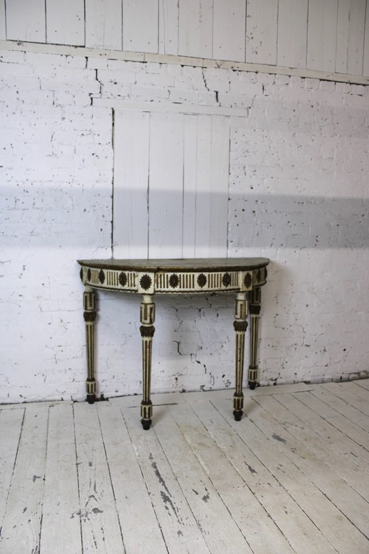 Italian painted demi-lume console table-star-yard-antiques-star-yard-antiques-dl003-main-637807831820822695-large-main-637808798128770699.jpg