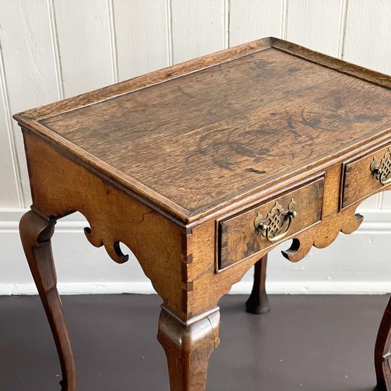A Very Fine Queen Anne Silver Table-streett-marburg-george-ii-oak-silver-table-original-handles-streett-marburg-a1364i-main-638224536482327859.jpg