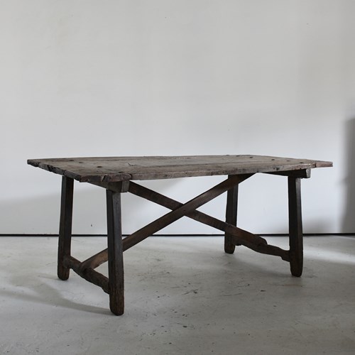 Exceptional Primitive 18Th C. Walnut Catalan Dinning Table 