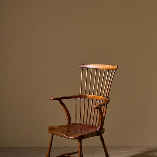 18Th Century Comb Back Ash And Elm Windsor Chair