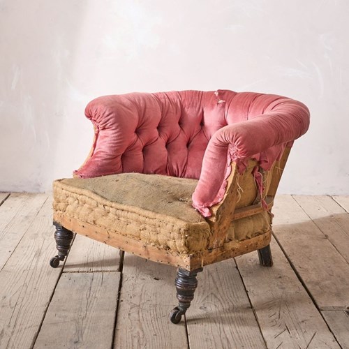 19Thc Large Proportioned Buttoned Tub Chair