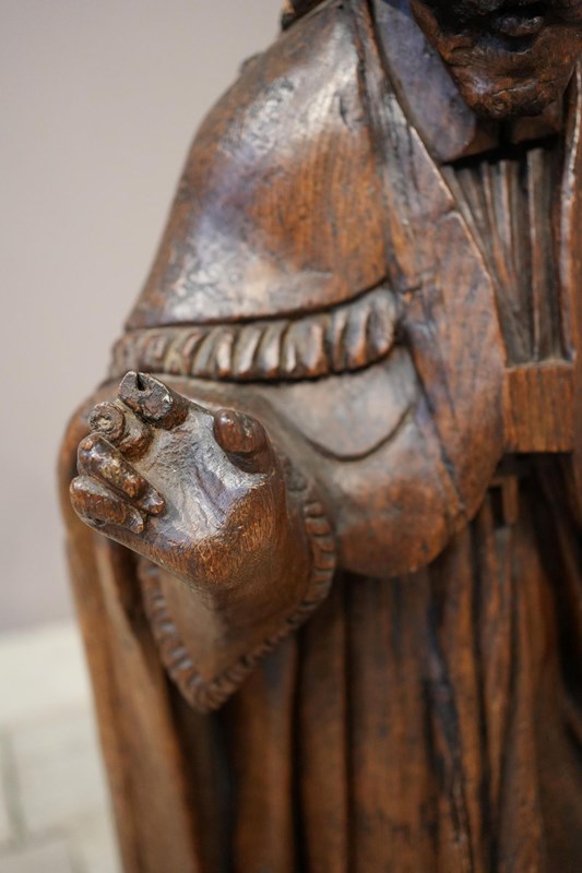 17Th Century Carved Oak Statue Of A Saint-tallboy-interiors-7-dsc00331-main-638369926972436173.jpeg