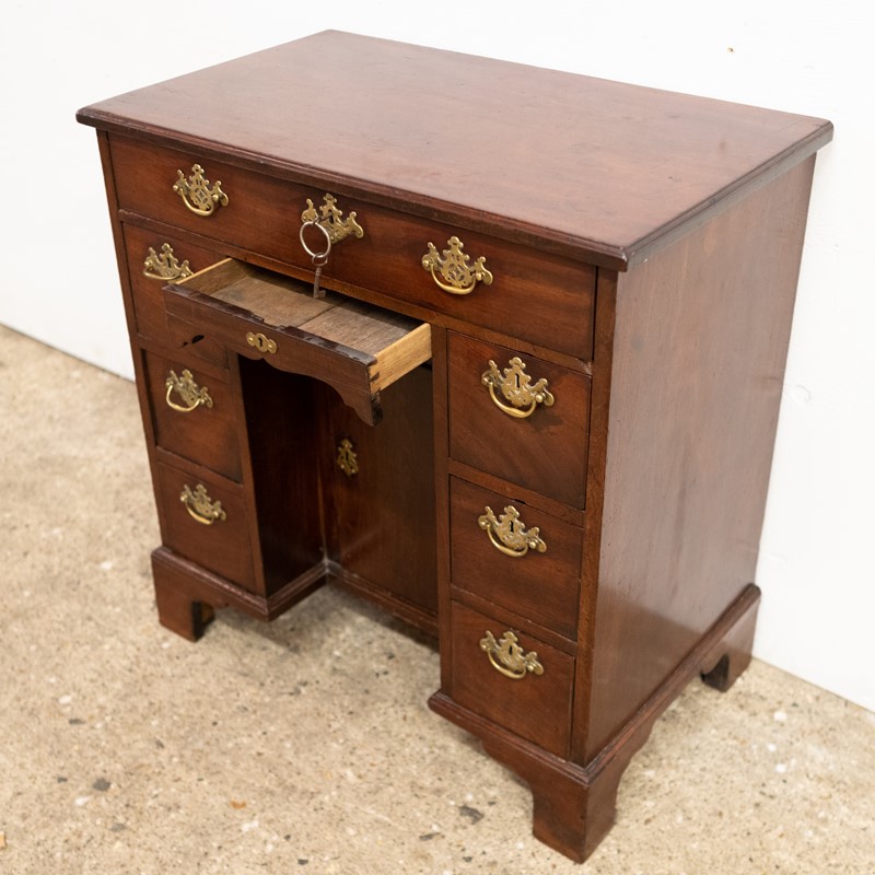 Antique Georgian Mahogany Kneehole Desk-the-architectural-forum-antique-georgian-small-desk-mahogany-with-cupboard-and-drawers-13-main-637633447072491384.jpg