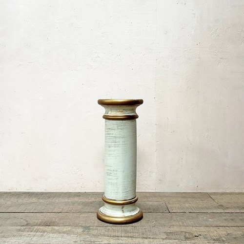 Ceramic Pedestal