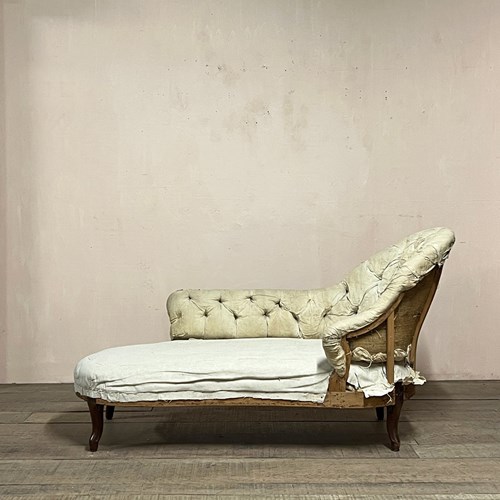 Button Back Chaise Longue