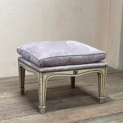 Fluted Leg Footstool