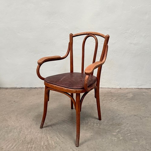 Bentwood Chair With Arms