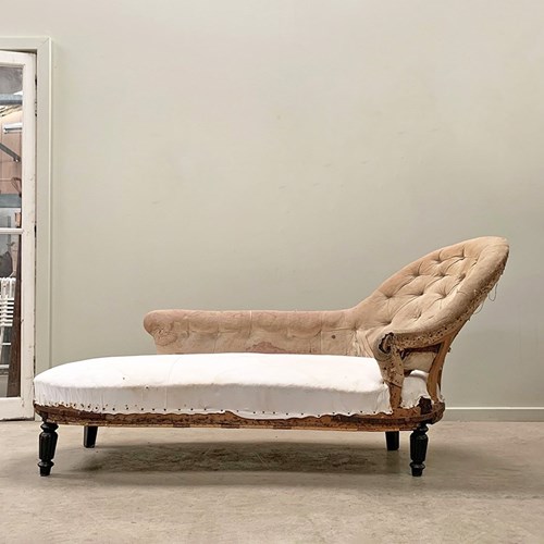 Chaise Longue