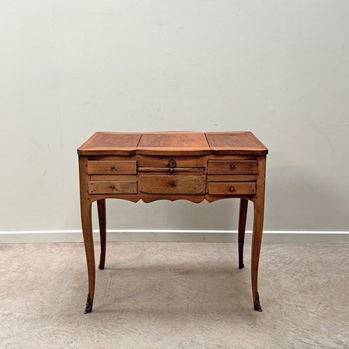 Lift Up Top Dressing Table