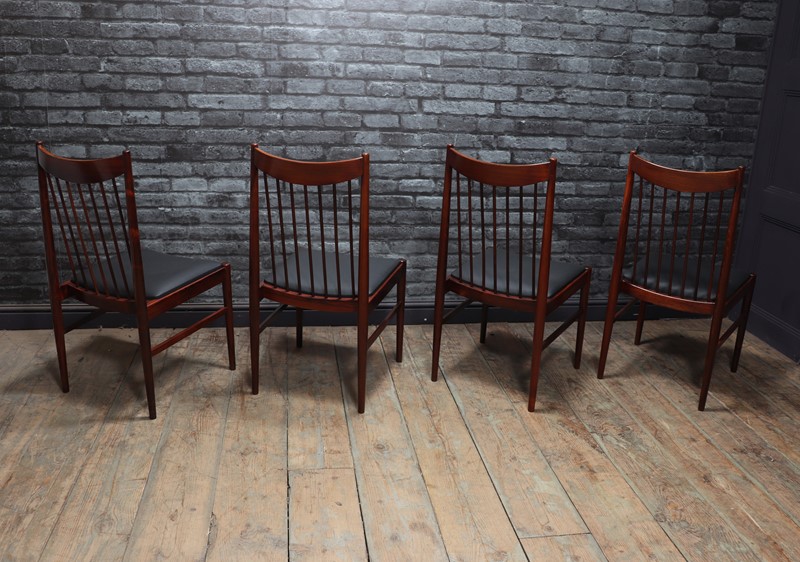 Mid Century Danish Dining Chairs model 422 Vodder-the-furniture-rooms-img-0706-main-637949253730886611.jpg