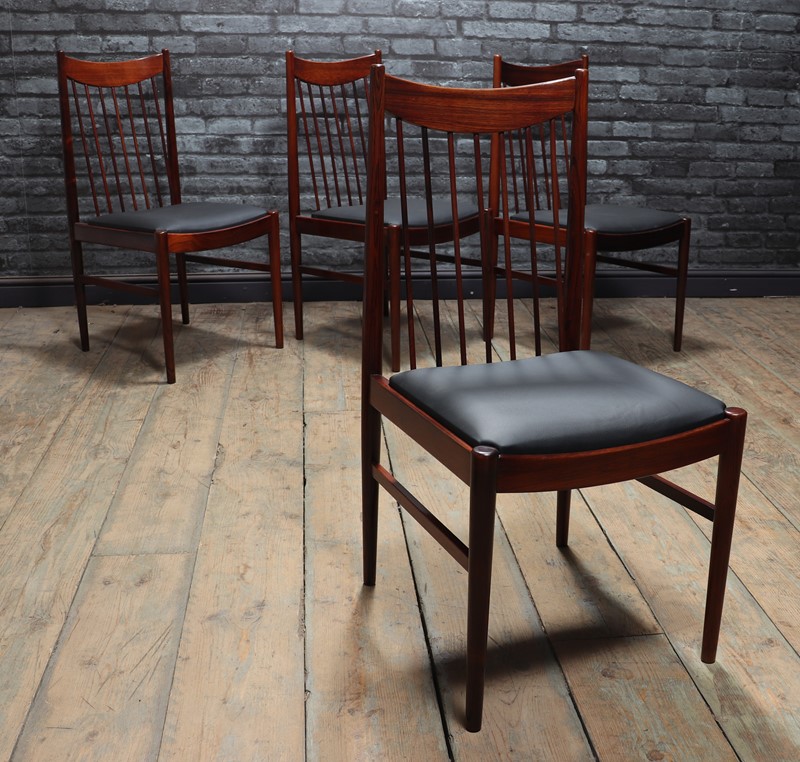 Mid Century Danish Dining Chairs model 422 Vodder-the-furniture-rooms-img-0709-main-637949253765261520.jpg