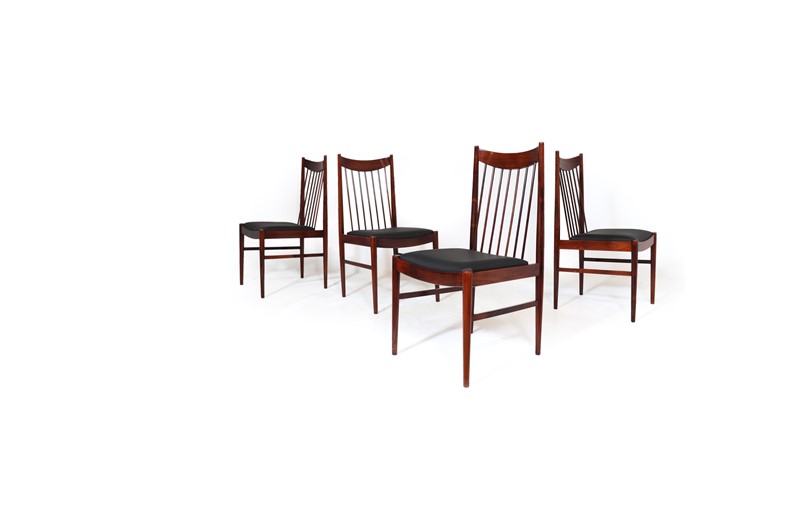 Mid Century Danish Dining Chairs model 422 Vodder-the-furniture-rooms-mid-century-danish-dining-chairs-613-model-422-by-arne-vodder-main-637949253626200350.jpg