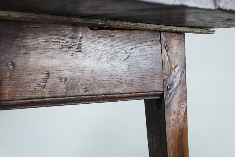 18Th Century Welsh Singe Plank Table In Oak-the-home-bothy-202206085dm39386-main-637904655933339368.JPG