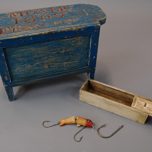 19Th Century Fisherman Stool And Tacklebox