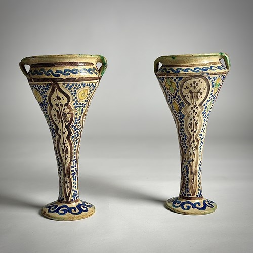 Pair Of Early 20Th Century Iznik Vase