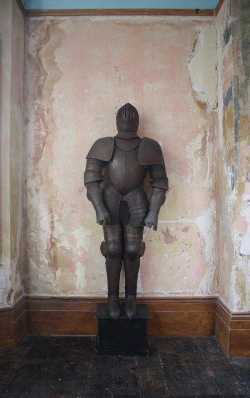 16Th Century In Style, Victorian Suit Of Armour-the-school-for-scandal-img-9991-main-638077603163336365.jpg