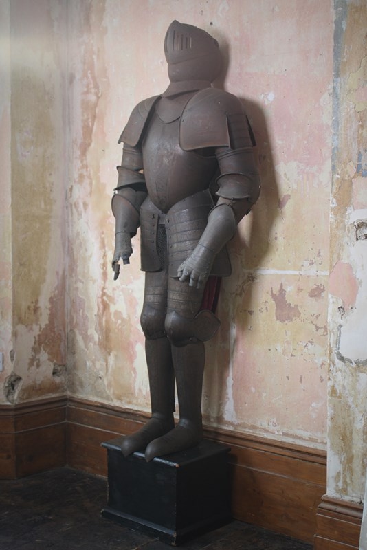 16Th Century In Style, Victorian Suit Of Armour-the-school-for-scandal-img-9993-main-638077603178336113.jpg