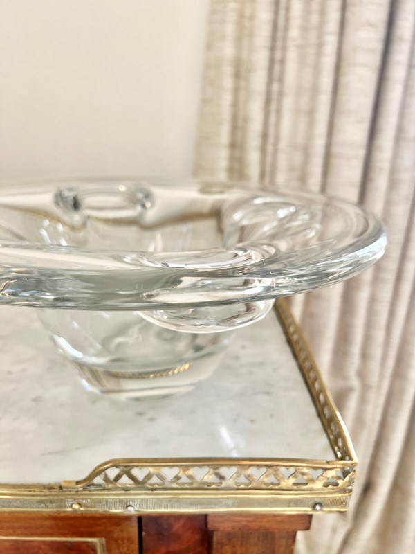Large Modernist Crystal Bowl By Guido Bon For Val Saint Lambert-the-vintage-entertainer-d9c3576f-14be-46ca-8601-fbd150948539-main-638052332526200672.jpeg
