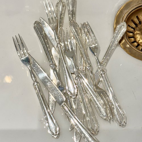 Smart Set Of Art Deco Silver Plated Fruit Knives & Forks C1940s