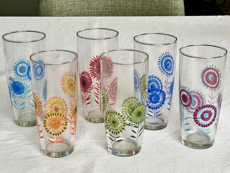 Good Quality Bar Tumblers With Enamel Flowers-the-vintage-entertainer-img-5869-main-638432564764401397.jpeg